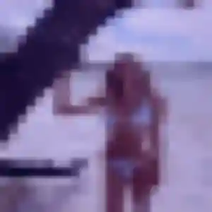 Charmante Delia, 33 ans à Aubigny-Les Clouzeaux - voir sa photo