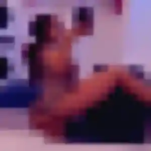 Rejoins Joanne, 19 ans à Balaruc-les-Bains en t'inscrivant