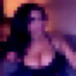 Sylviane, fille de 27 ans propose rencontre plan cul à Bandrele