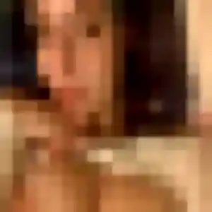 Irina, femme de 24 ans veut rencontre plan cul à Bouéni