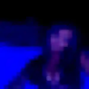 Yannick, 19 ans, en ligne à Breuillet pour une rencontre coquine