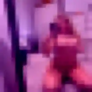 Photo exclusive de Chloe, 25 ans à Bricquebec-en-Cotentin - plan discret