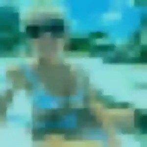 Rejoins Touria, 25 ans à Brioude en t'inscrivant
