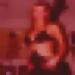 Rencontre Jennifer, 31 ans à Bruay-la-Buissière en privé