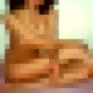 Rejoins Ursula, 25 ans à Cannes en privé