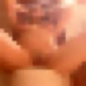 Contacte Typhaine, 26 ans à Canteleu gratuitement