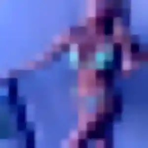 Soraya, 21 ans, connectée à Champagne-sur-Oise pour une rencontre coquine