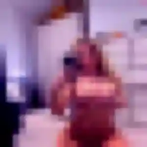 Inaya, femme de 19 ans veut rencontre plan cul à Chantepie