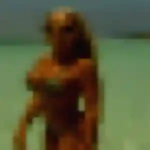 Domitille, 42 ans, dispo pour rencontre plan cul à Châtenay-Malabry