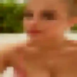 Perrine (20 ans) à Châtillon-sur-Chalaronne propose une rencontre ce soir