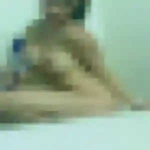 Emmanuelle, 26 ans, disponible à Cluses pour une rencontre coquine