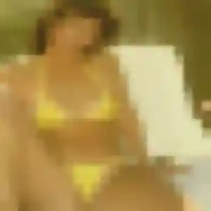Cyrielle, 30 ans, en ligne à Commentry pour une rencontre coquine