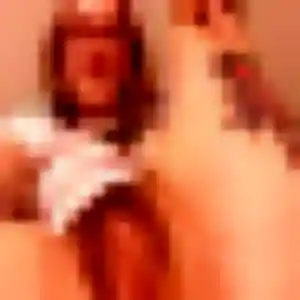 Photo sexy de Myriam, 26 ans à Croix - rencontre coquine