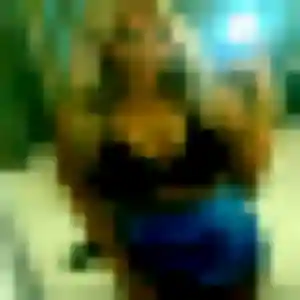 Romane, 39 ans, dispo pour rencontre plan cul à Doué-en-Anjou