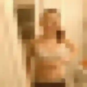 Vera, 30 ans, en ligne à Eyguières pour une rencontre coquine