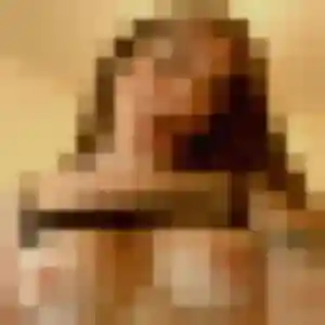 Rencontre Adelaide, 28 ans à Garons gratuitement