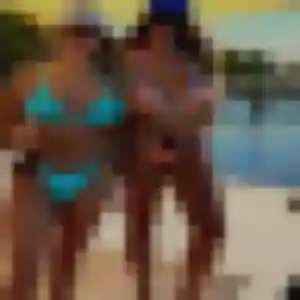 Faustine, 29 ans, en ligne à Guer pour une rencontre coquine