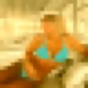 Contacte Hajar, 21 ans à Hœnheim en privé