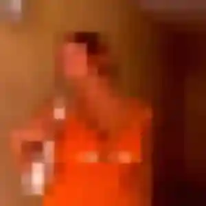 Brune, 27 ans, veut un rencontre plan cul à L'Étang-Salé