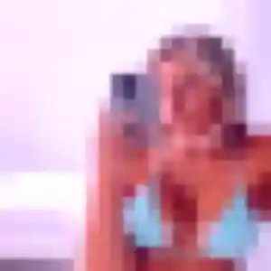 Photo de Irina à La Chapelle-Saint-Luc (42 ans) - rencontre plan cul anonyme