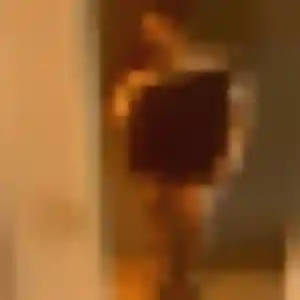 Photo de Melodie à La Riche (30 ans) - rencontre plan cul gratuit