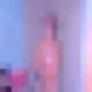 Geneve, 25 ans, disponible à La Talaudière pour un rencontre plan cul