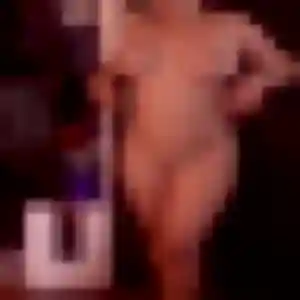 Photo privée de Brunehilde, 34 ans à La Trinité - rencontre sans lendemain