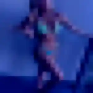 Theresa, 22 ans, connectée à Lagny-sur-Marne pour une rencontre coquine