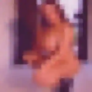 Salome (19 ans) à Laval cherche un rencontre plan cul maintenant