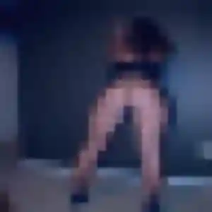 Nelly, 42 ans, dispo pour rencontre plan cul à Léognan