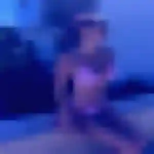 Ulrike (24 ans) à Les Achards cherche un rencontre plan cul maintenant
