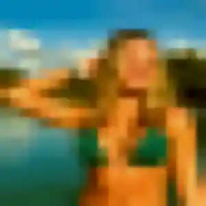 Contacte Svetlana, 19 ans à Loireauxence en t'inscrivant