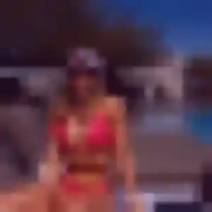 Contacte Valentina, 23 ans à Magny-les-Hameaux gratuitement