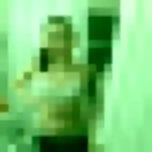 Charmante Margot, 21 ans à Menton - la contacter