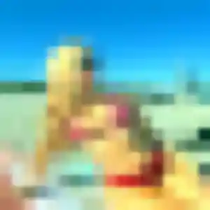 Rejoins Meriem, 28 ans à Menton en t'inscrivant