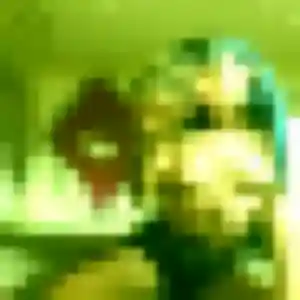 Contacte Aisha, 22 ans à Mérignac en privé