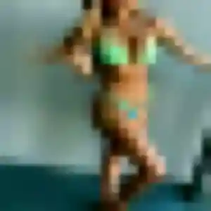 Charmante Albane, 29 ans à Monistrol-sur-Loire - la contacter