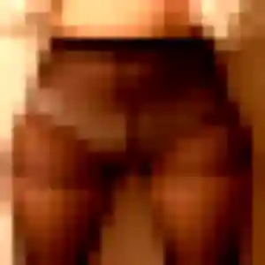 Karen, 45 ans, en ligne à Mont-de-Marsan pour un rencontre plan cul