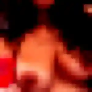 Découvre Raphaelle, 28 ans à Monteux en privé