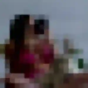 Charline, femme de 22 ans cherche rencontre plan cul à Montluçon