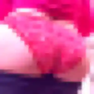 Contacte Laurence, 25 ans à Montoir-de-Bretagne en privé