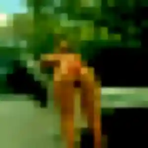 Rencontre Anne-Charlotte, 26 ans à Mûrs-Erigné en privé