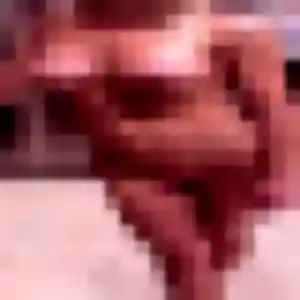 Zina, 23 ans, connectée à Paimpol pour un rencontre plan cul
