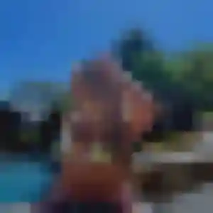 Suzanne, 31 ans, disponible à Péronnas pour un rencontre plan cul