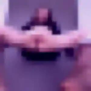 Ava, 20 ans, dispo pour rencontre plan cul à Plescop