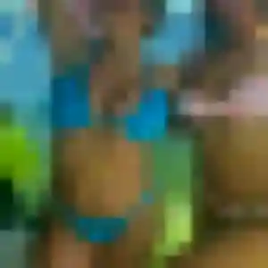 Marie (19 ans) à Pont-Sainte-Maxence attend une rencontre ce soir