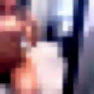 Sexy Svetlana, 31 ans à Questembert - la contacter
