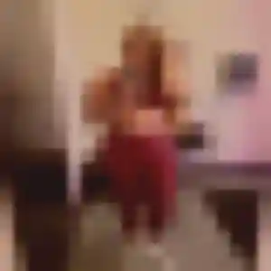 Kawtar, 19 ans, connectée à Quincy-Voisins pour une rencontre coquine