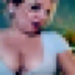 rencontre plan cul à Roquefort-la-Bédoule : photo de Lily, 34 ans - inscription gratuite