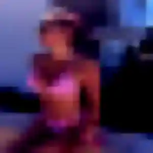 Adeline, 24 ans, disponible à Saint-Cannat pour un rencontre plan cul